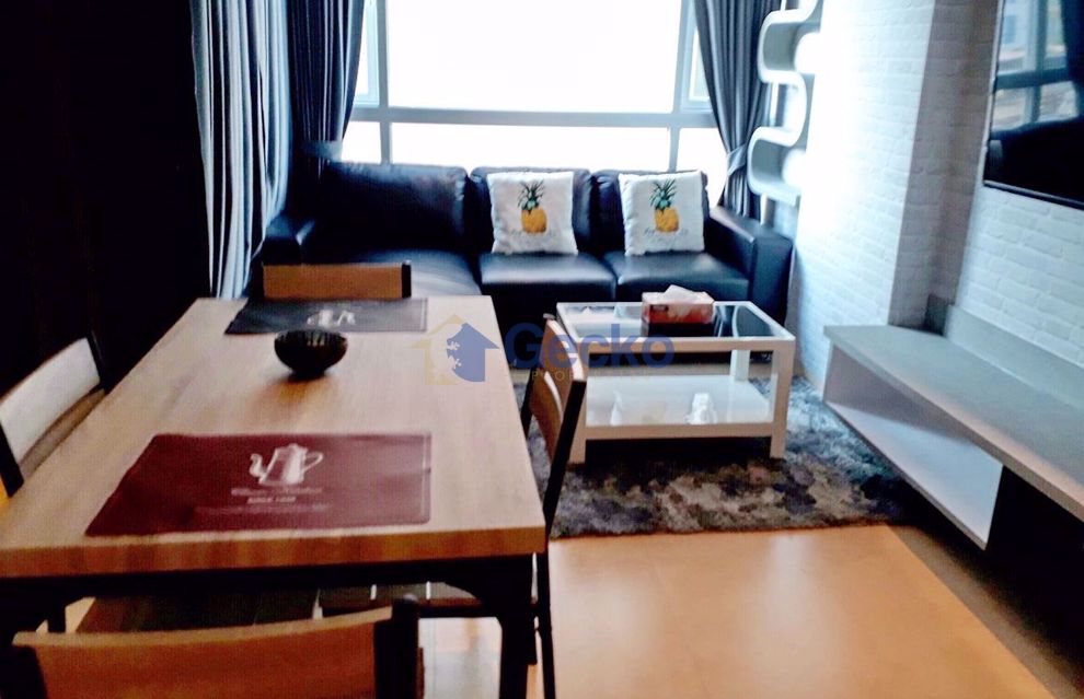 Studio Condo in Centara Avenue Residence and Suites Central Pattaya C006842 (Photo 1)