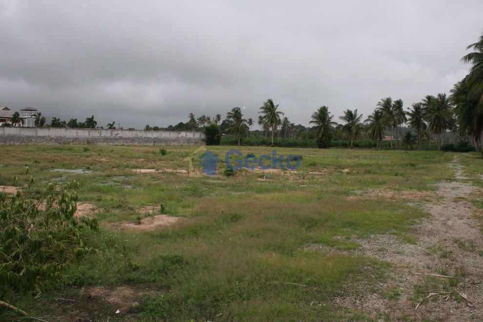ที่ดิน available เข้า พัทยาตะวันออก L006494 (Cover Photo)