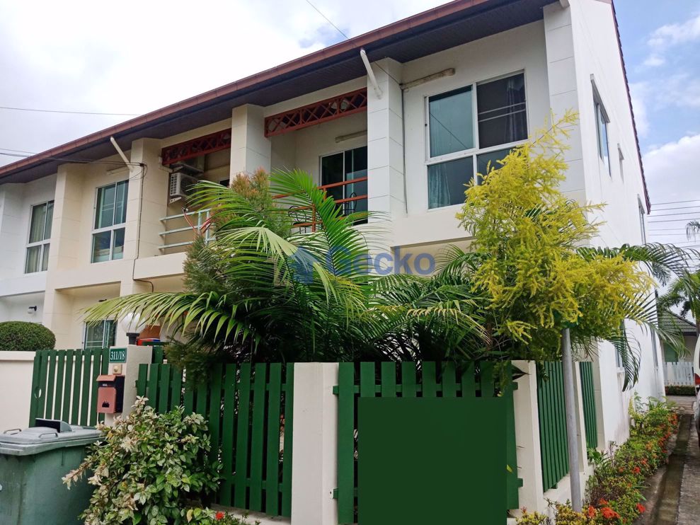 3 Bedrooms House in Green Field Villa 3  East Pattaya H006640 (Cover Photo)