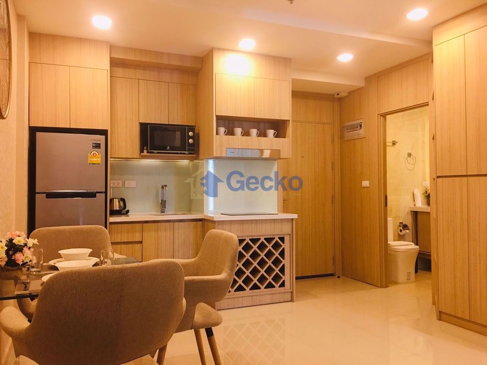 1 Bedroom Condo in City Garden Tower South Pattaya C007784 (Photo 1)