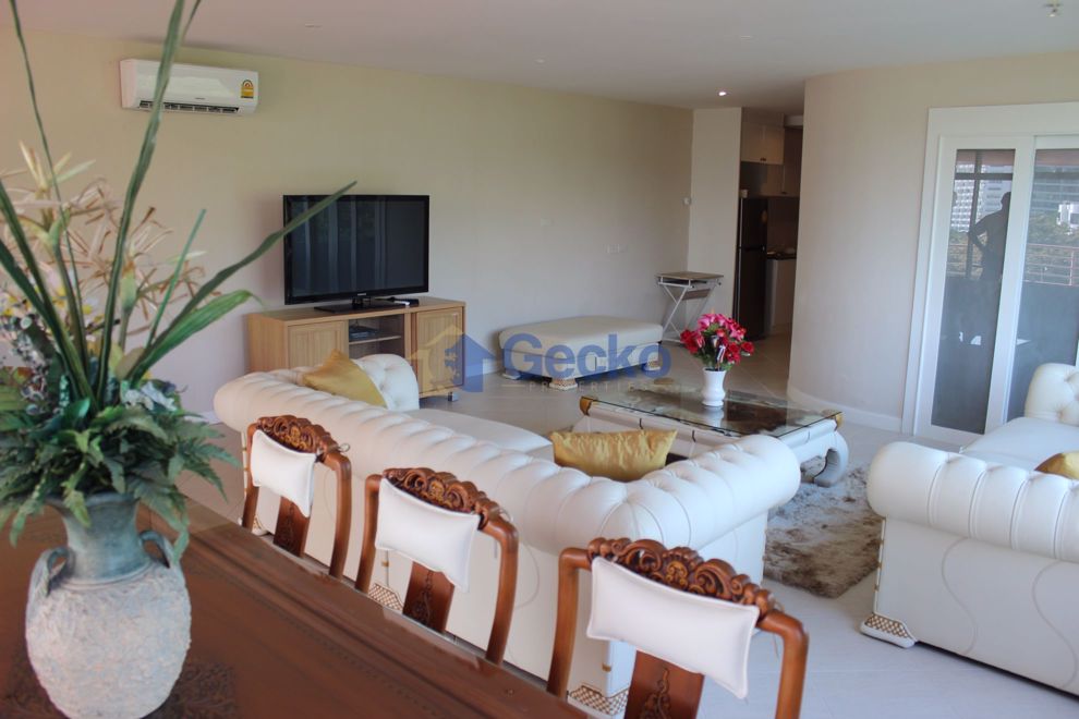 1 Bedroom Condo in Executive Residence 4 Pratumnak C005606 (Photo 1)
