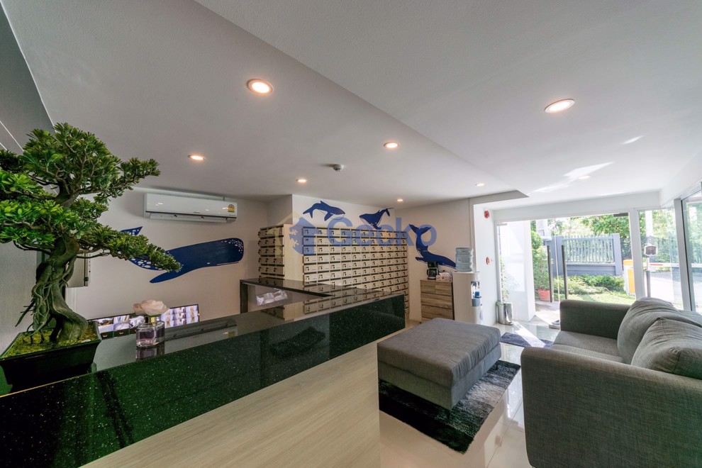 Sea Saran Condo (Photo 2)