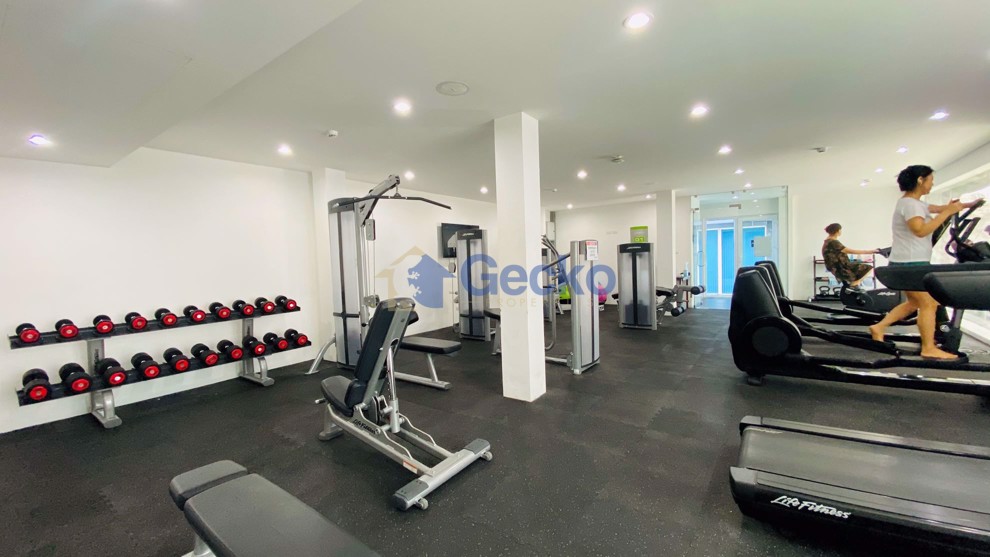 Centara Avenue Residence and Suites (Photo 4)