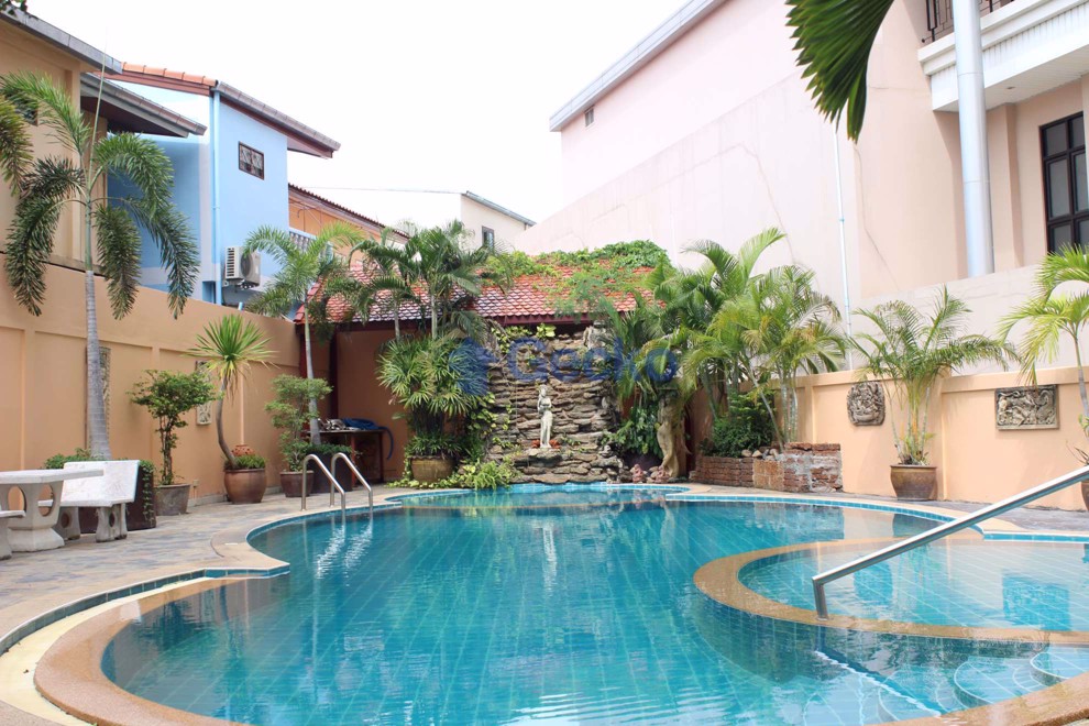 Wongamat Residence (Photo 2)