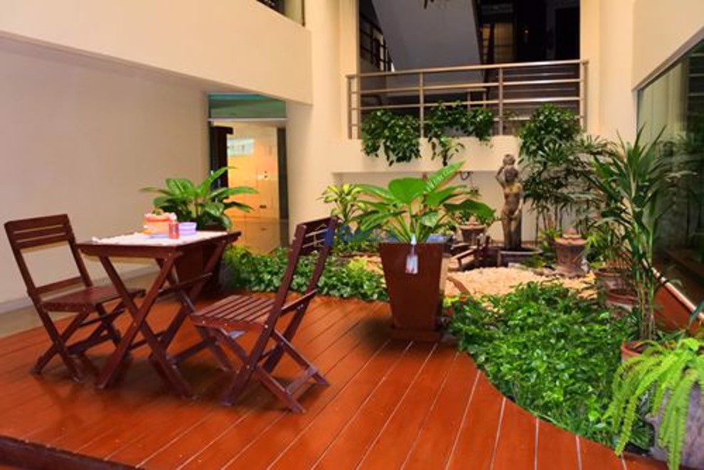 Pattaya Heights (Photo 3)