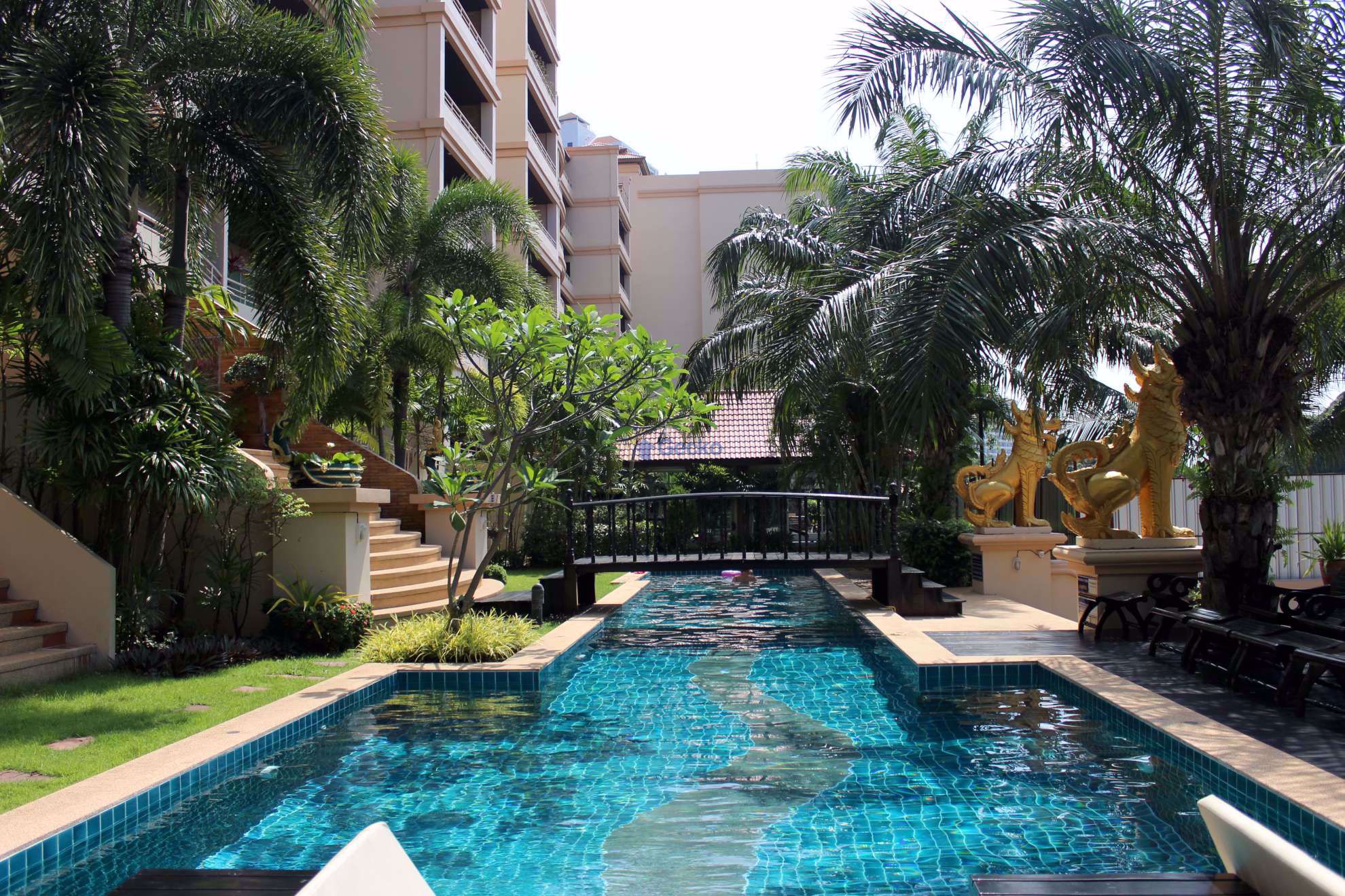 Executive Residence 2