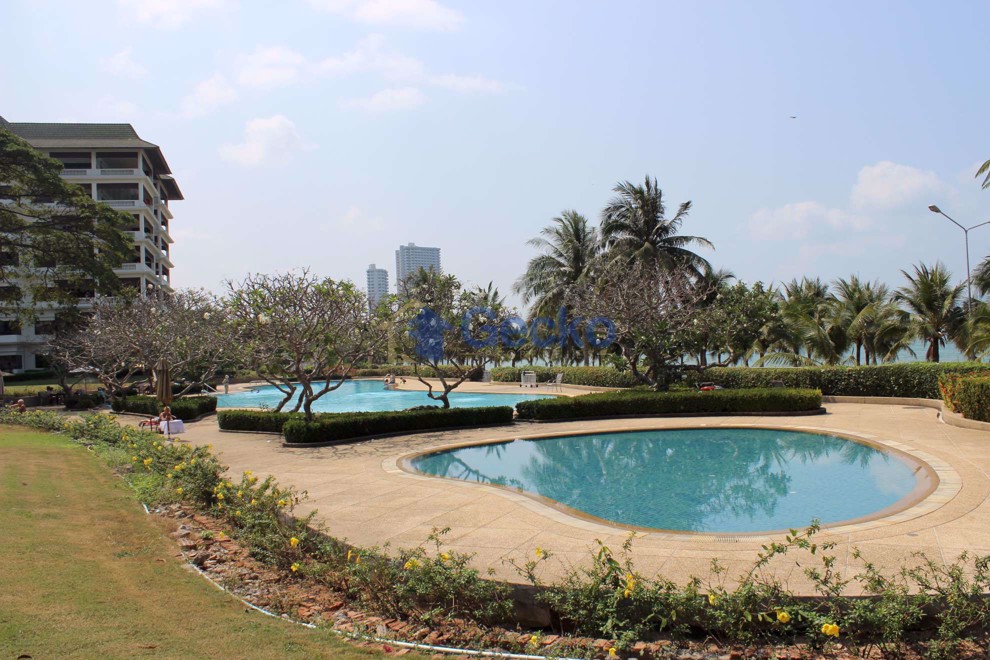 Baan Somprasong (Cover Photo)