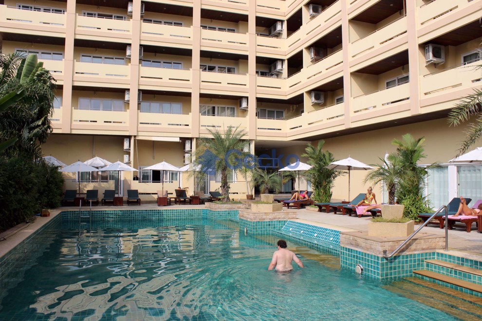 View Talay Residence 6 (Photo 1)