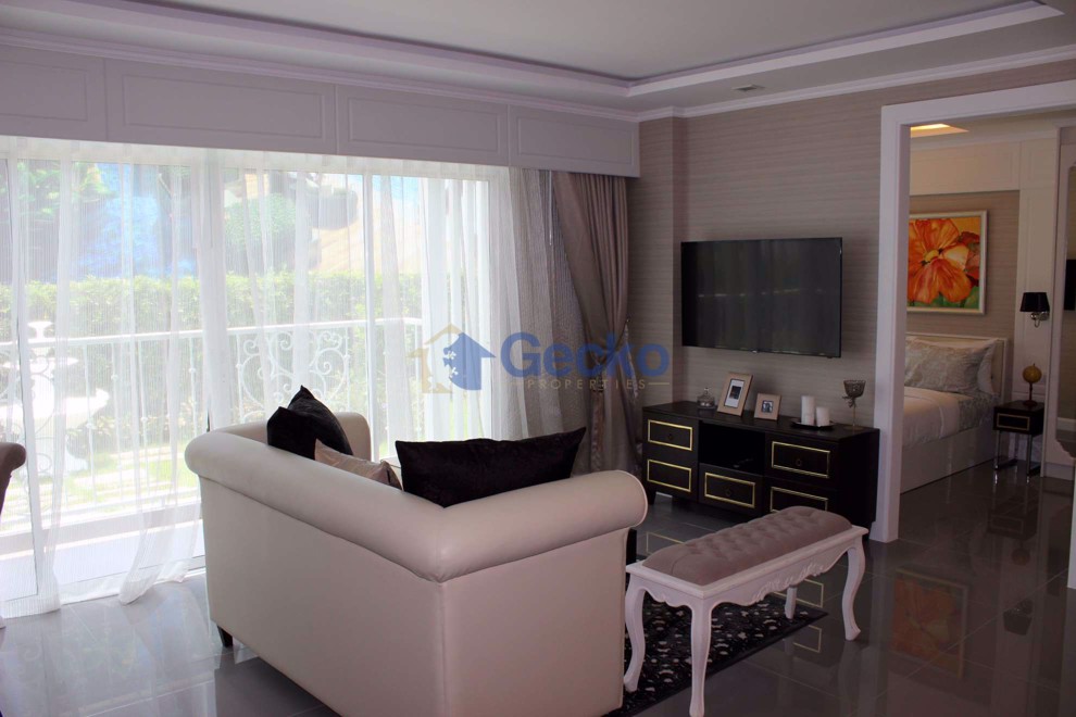 The Orient Resort and Spa (Photo 3)