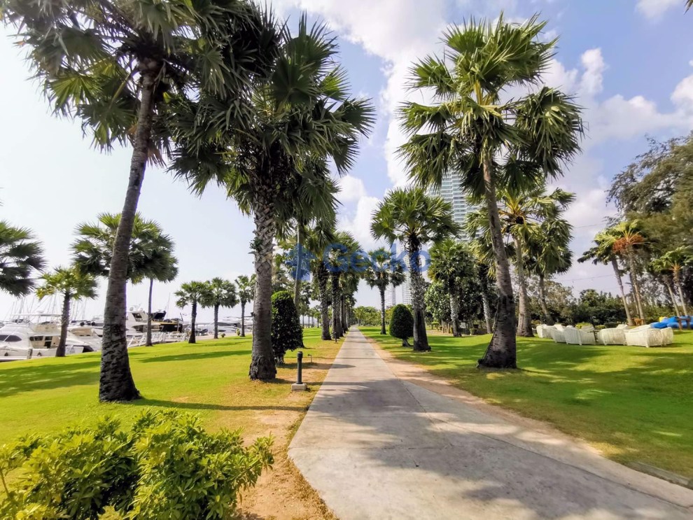 Ocean Marina Yacht Club (Photo 3)