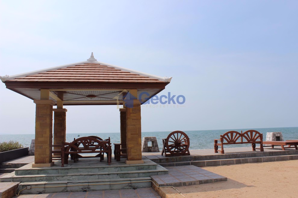 Island View Residence (Photo 1)