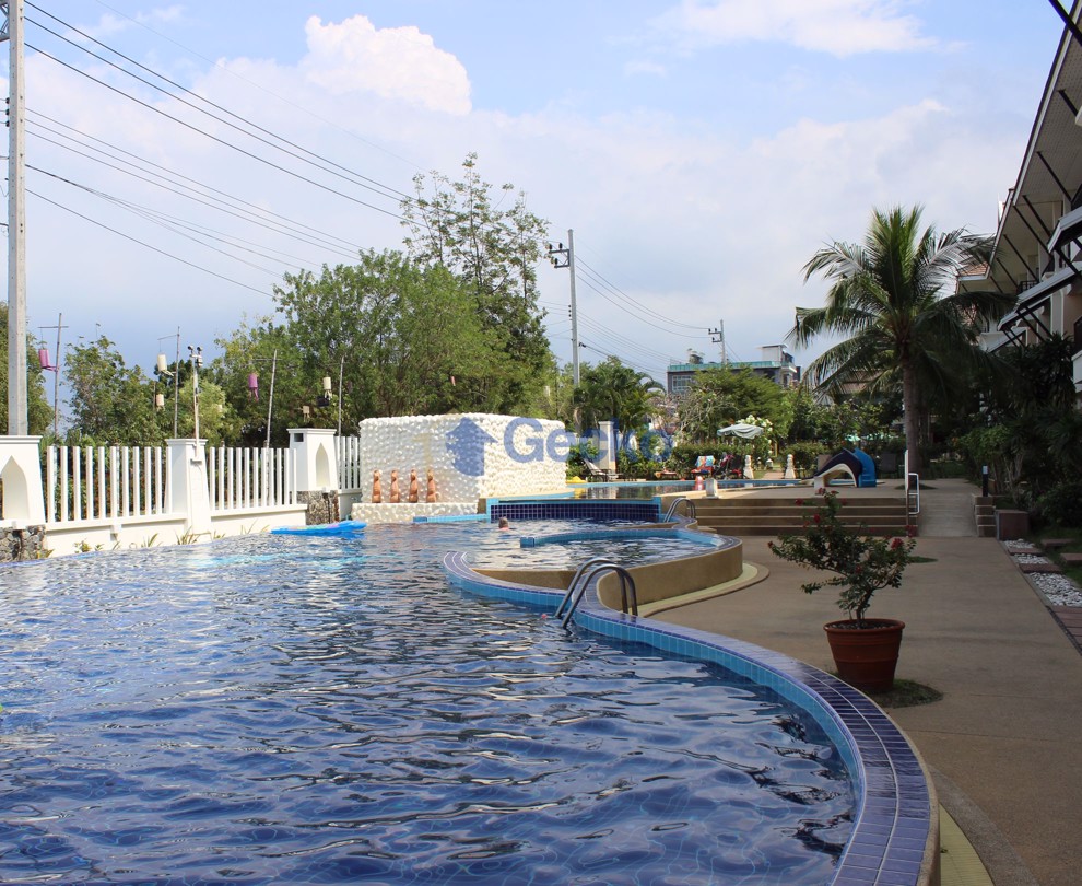 Sunrise Beach Resort and Residence (Photo 1)