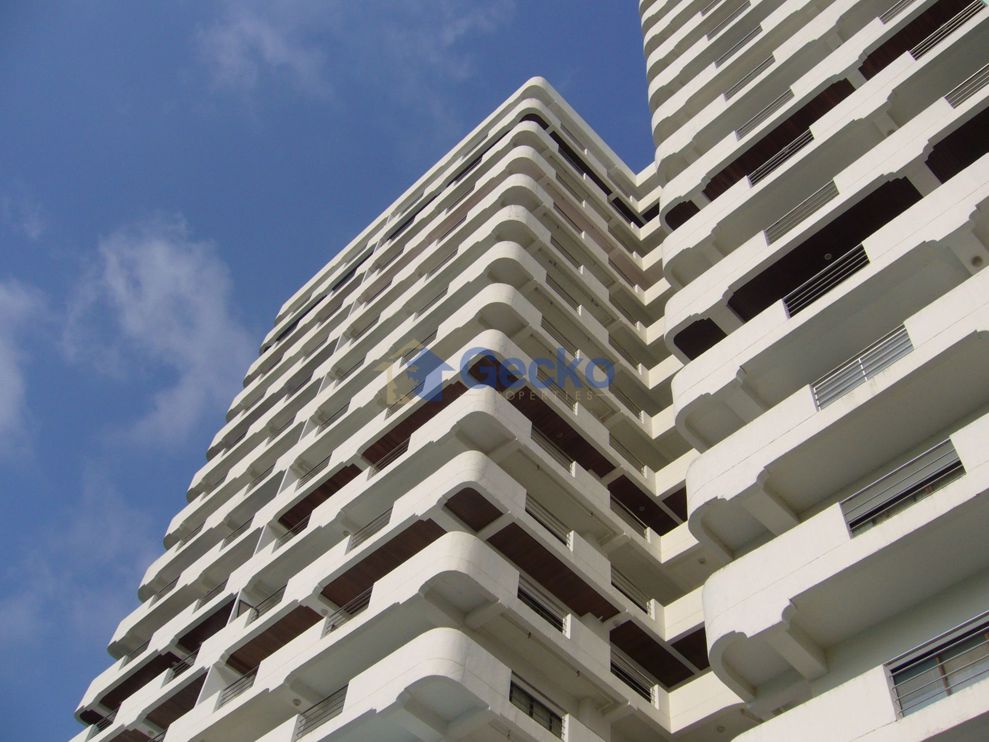 Beach Villa Viphavadi (Cover Photo)