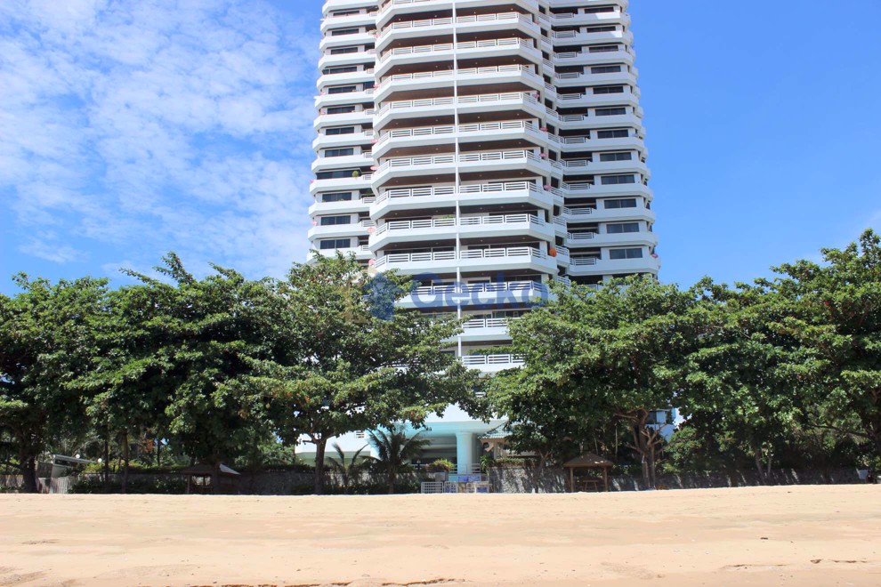 Golden Sands (Cover Photo)