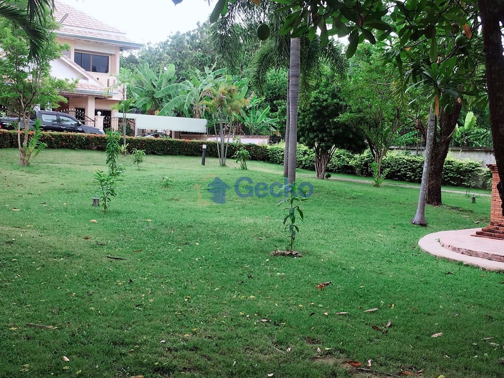 รอยัล กรีน พาร์ค (Photo 2)