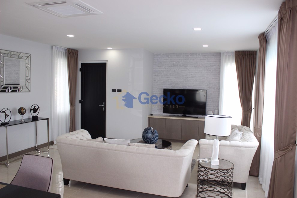 Green Field Executive Homes (Photo 4)