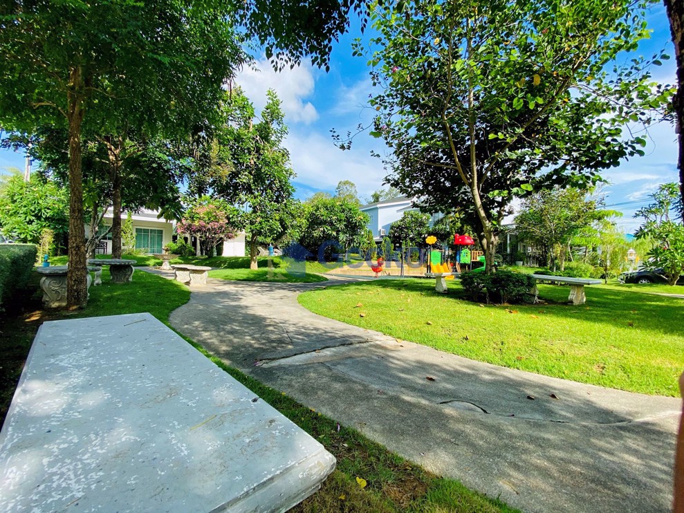 Winston Village (Photo 2)