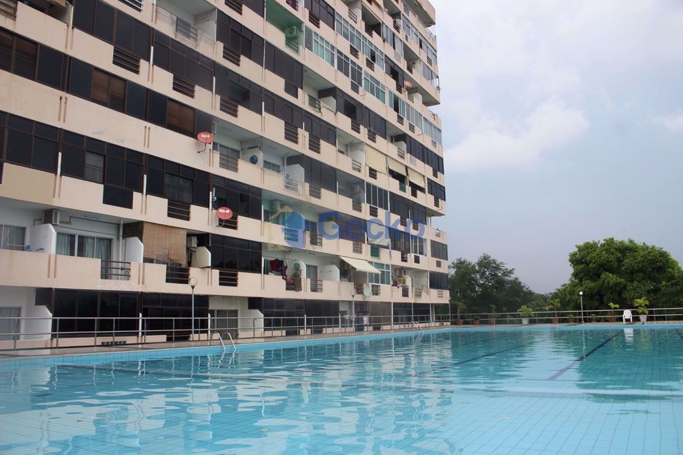 Pattaya Plaza Condotel (Cover Photo)