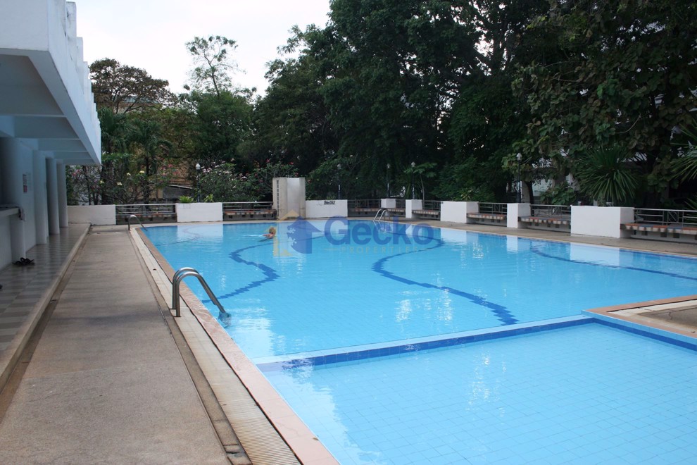 Yensabai Condotel (Photo 2)
