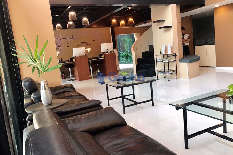 The Rizin Hotel & Residences (Photo 2)