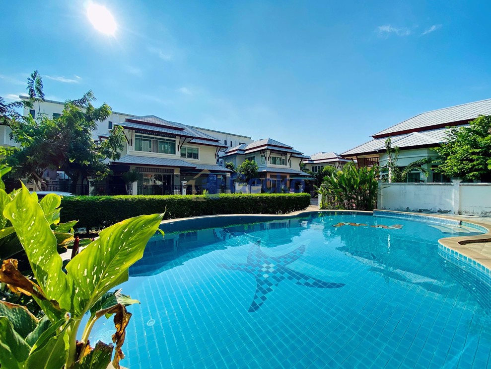 The Villas Rachawadee (Cover Photo)