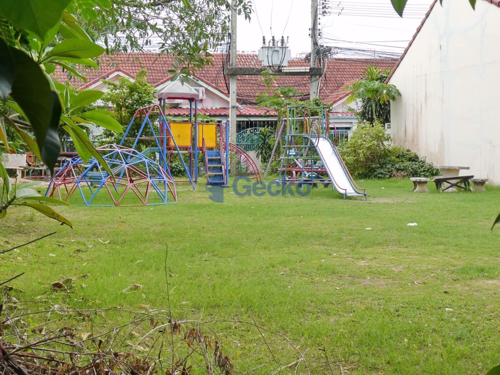 Chokchai Village 4 (Noen Plubwan)  (Photo 1)