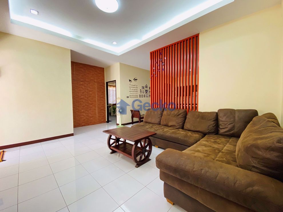 2 ห้องนอน บ้าน in T.W. Park View  พัทยาตะวันออก H008946 (Photo 2)