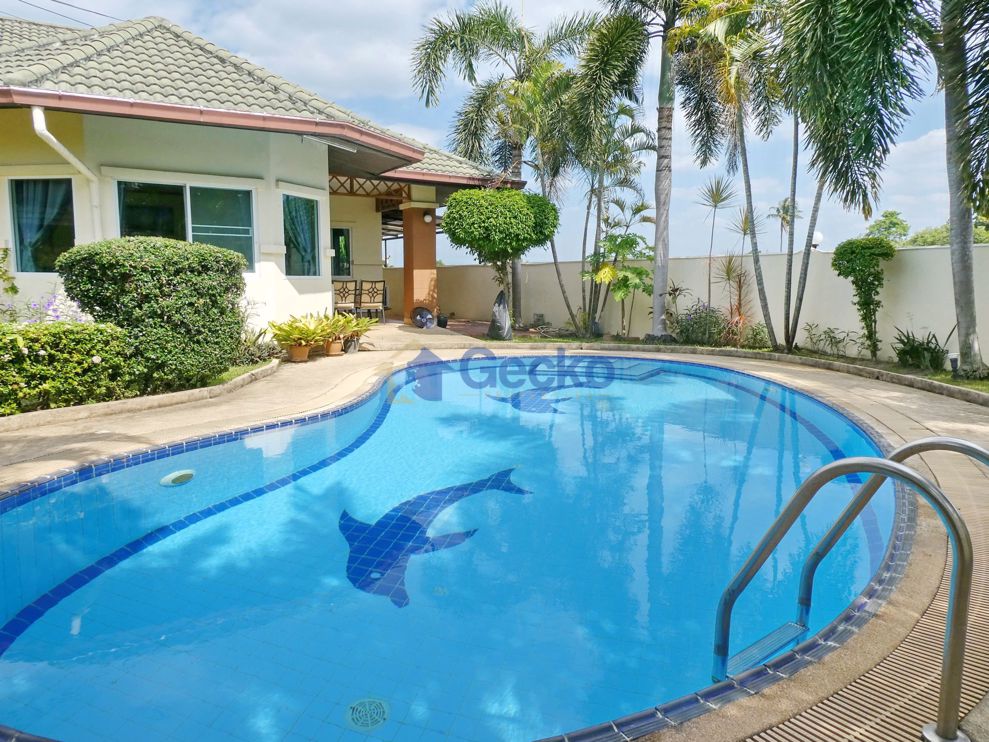 3 Bedrooms bed in House in Green Field Villa 2 in East Pattaya H008950 (Photo 2)
