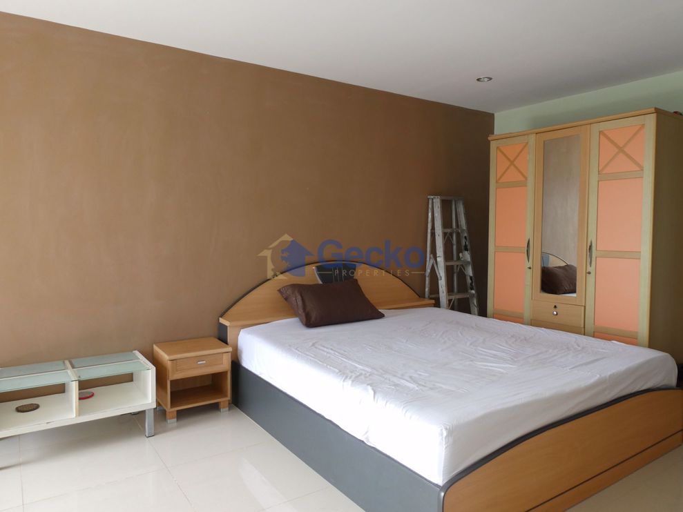 Studio Condo in View Talay 2 Jomtien C008955 (Photo 4)