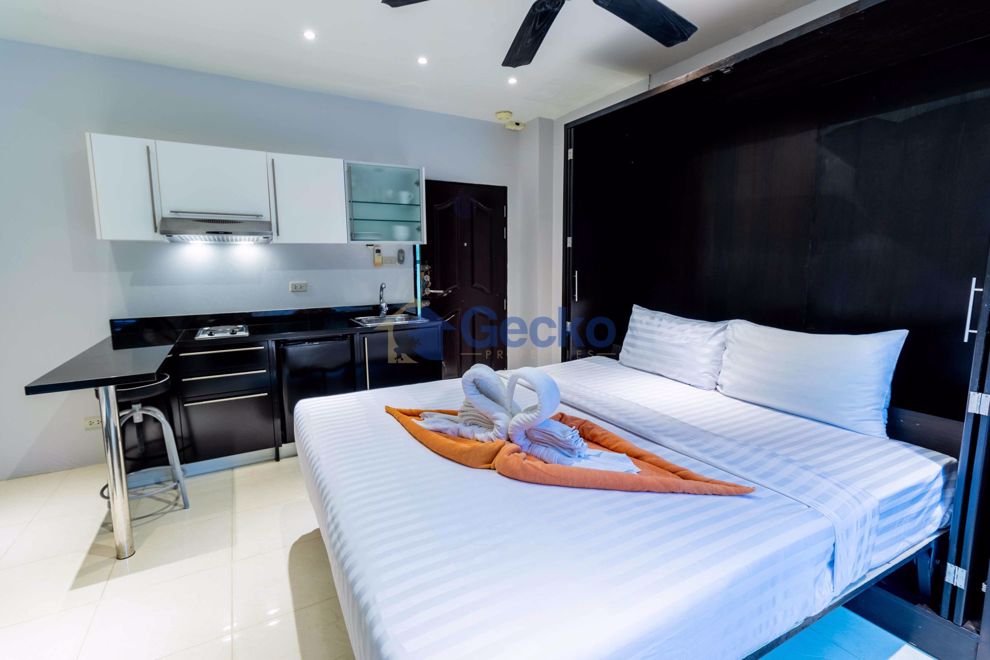 Studio bed in Condo in Nordic Little Dream in Pratumnak C008964 (Cover Photo)