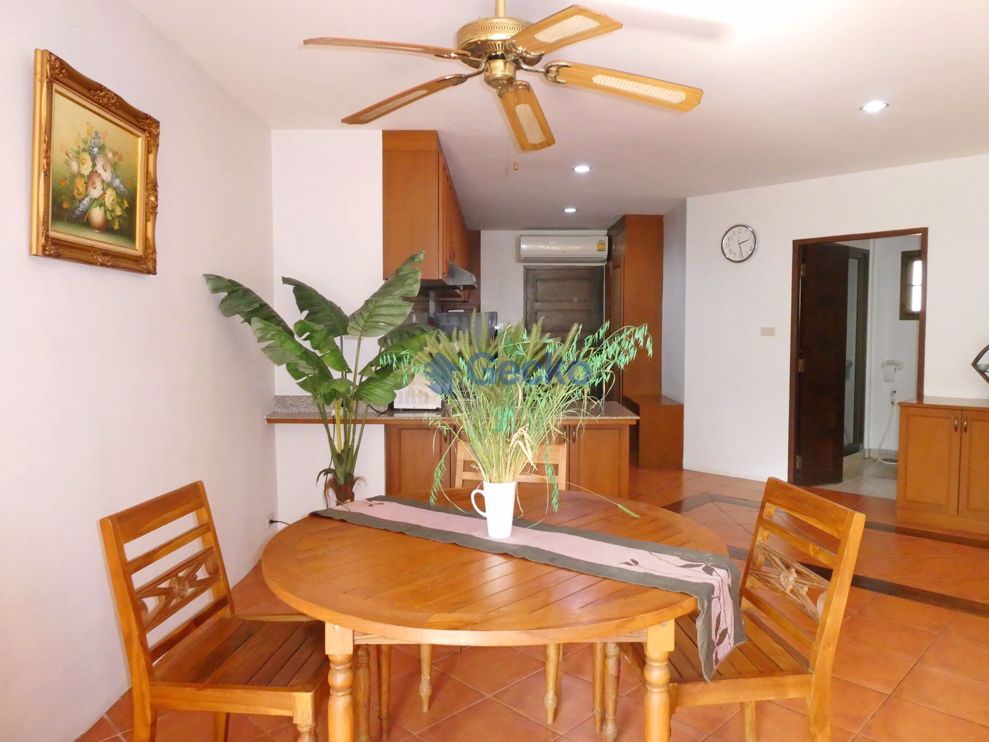1 Bedroom Condo in Chateau Dale Thabali Condo Jomtien C008969 (Photo 4)
