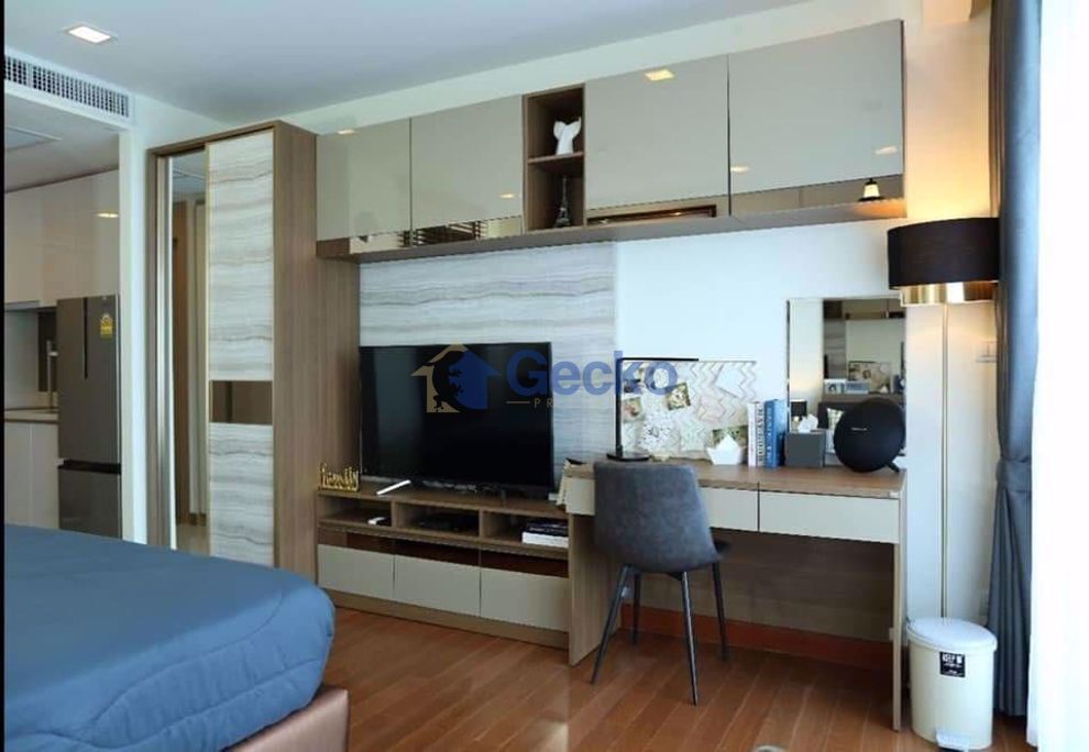 Studio Condo in The Palm Wongamat Wongamat C008974 (Photo 3)