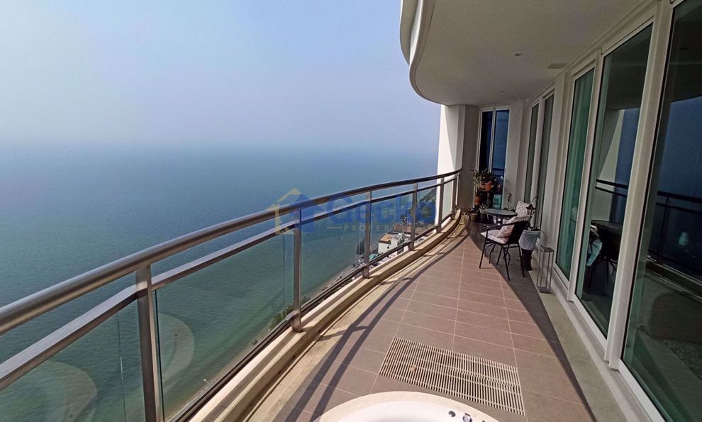 3 Bedrooms Condo in Reflection Jomtien C008981 (Cover Photo)