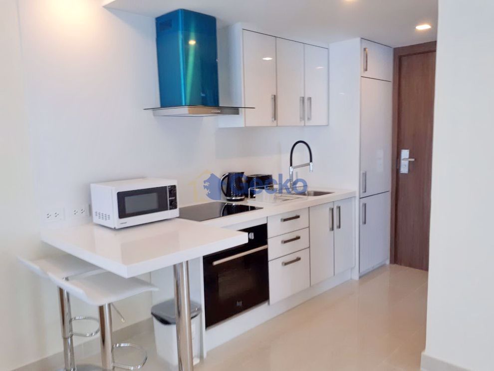2 Bedrooms bed in Condo in Grand Avenue Pattaya in Central Pattaya C008984 (Photo 3)