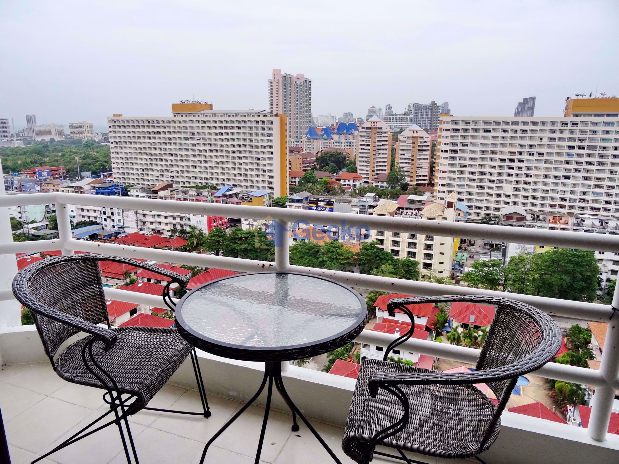 สตูดิโอ คอนโดมิเนี่ยม in View Talay 2 จอมเทียน C009036