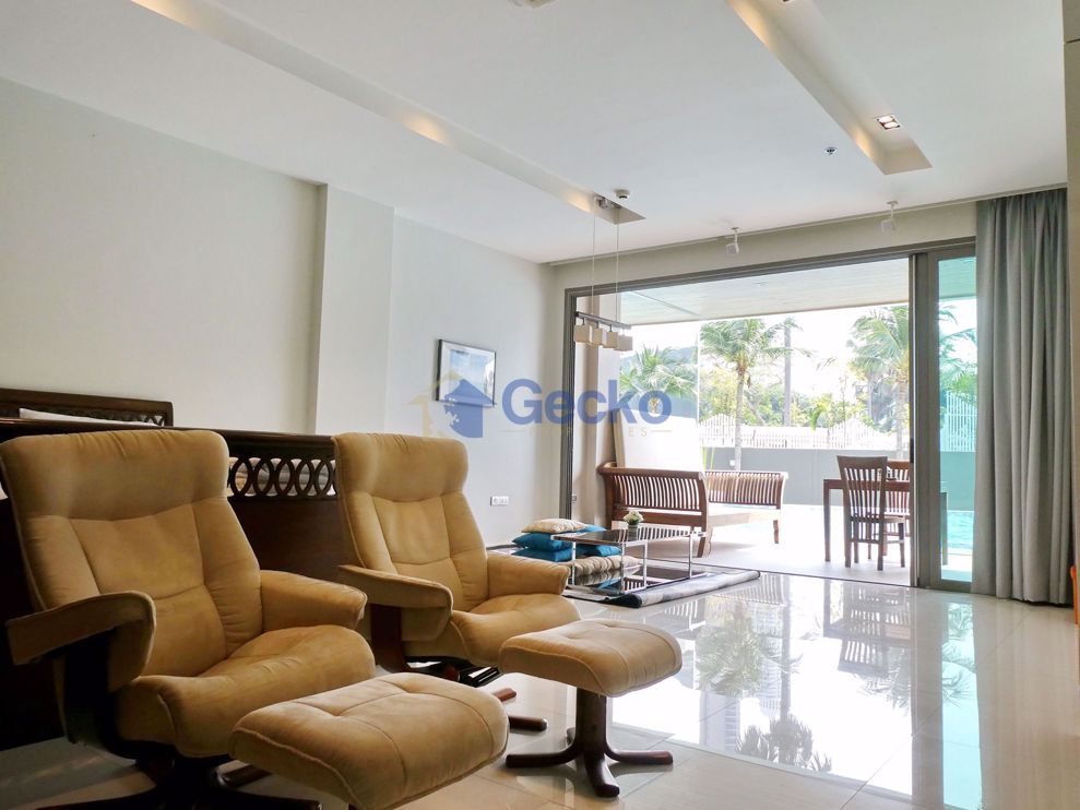 Studio Condo in Ananya Beachfront Condominium Wongamat C009040 (Photo 4)