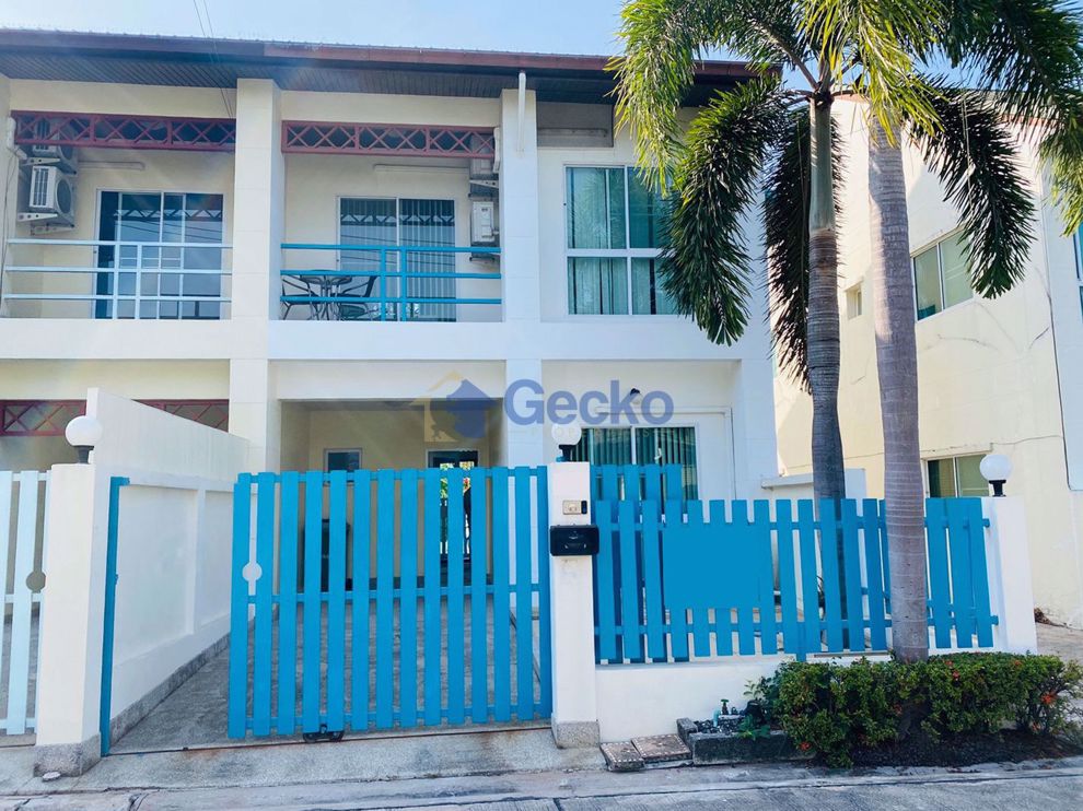 3 Bedrooms House in Green Field Villa 3  East Pattaya H009053 (Cover Photo)