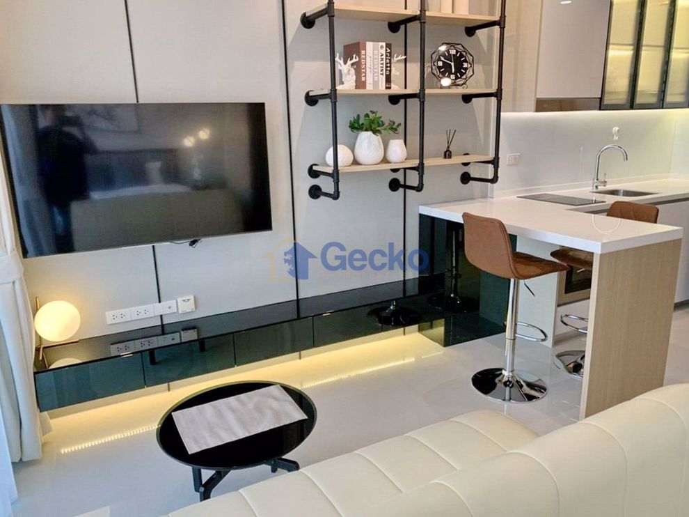 1 Bedroom Condo in The Riviera Jomtien Jomtien C009057 (Photo 4)