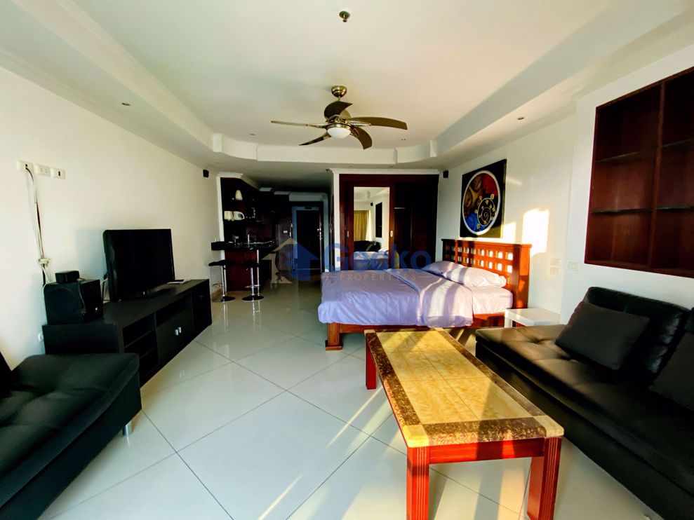 Studio Condo in View Talay 6 Central Pattaya C009062 (Photo 1)