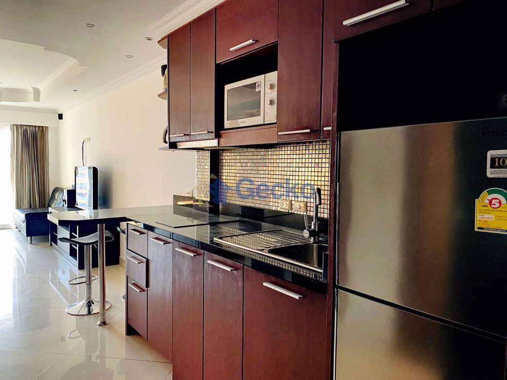 Studio Condo in View Talay 6 Central Pattaya C009062 (Photo 4)