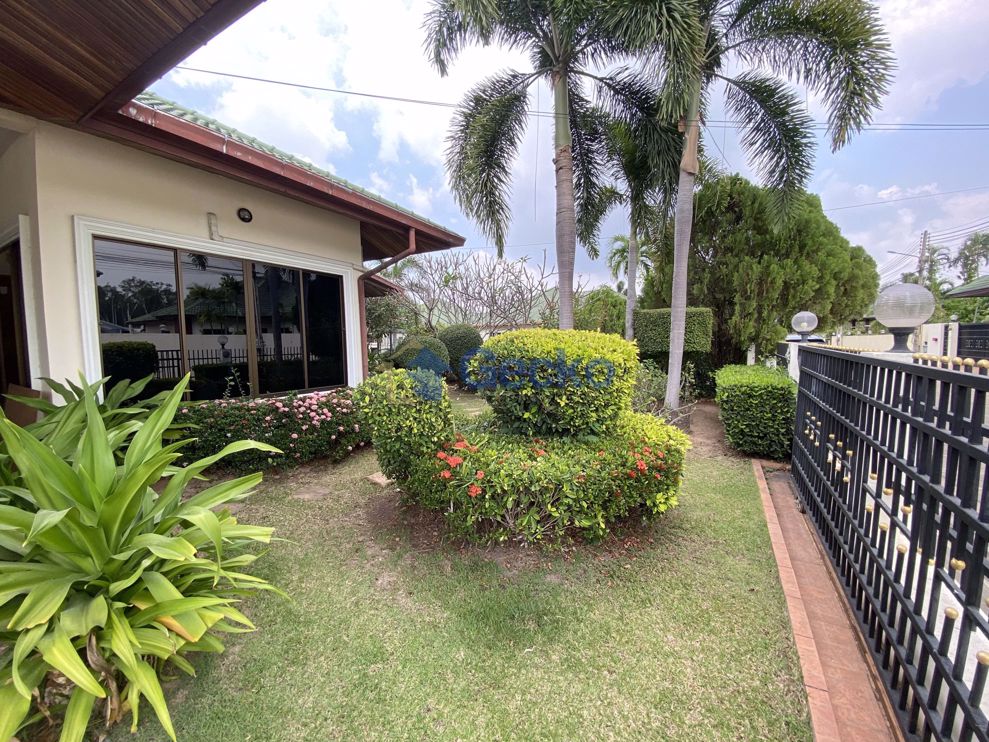 3 Bedrooms bed in House in SP Village 3 in East Pattaya H009068 (Photo 3)