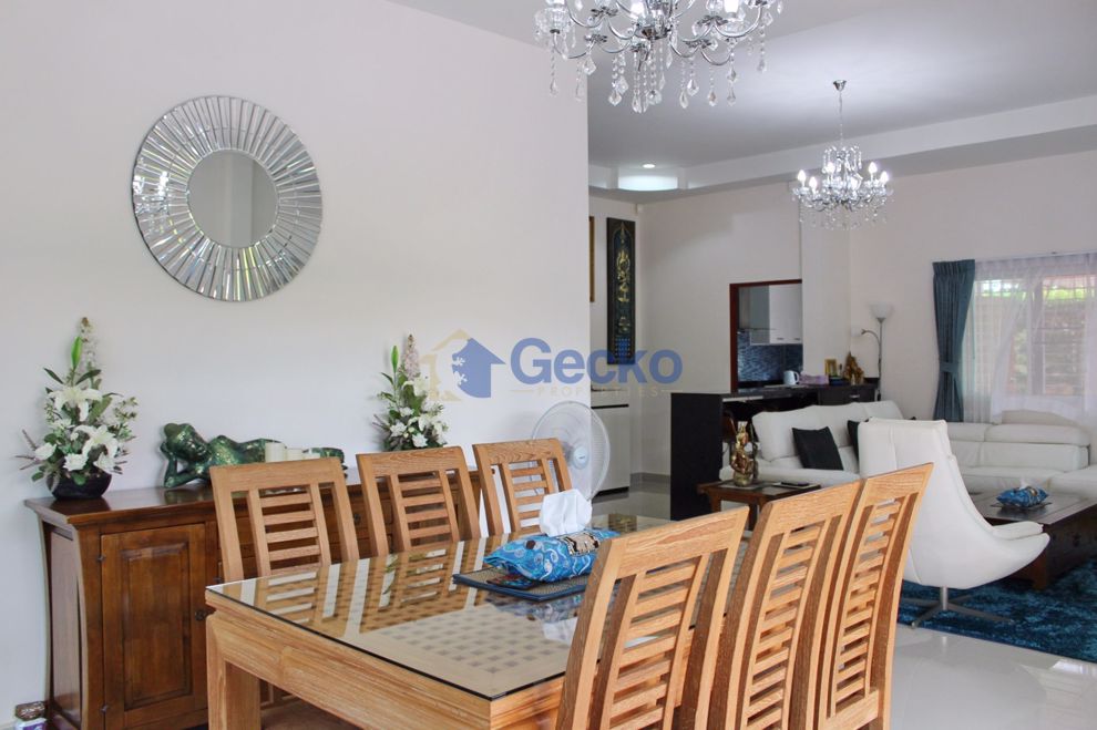 3 Bedrooms bed in House in Rose Land & House in East Pattaya H009073 (Photo 4)