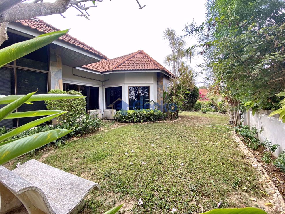 2 ห้องนอน บ้าน in Pattaya Hill Village 1  พัทยาตะวันออก H009076 (Cover Photo)