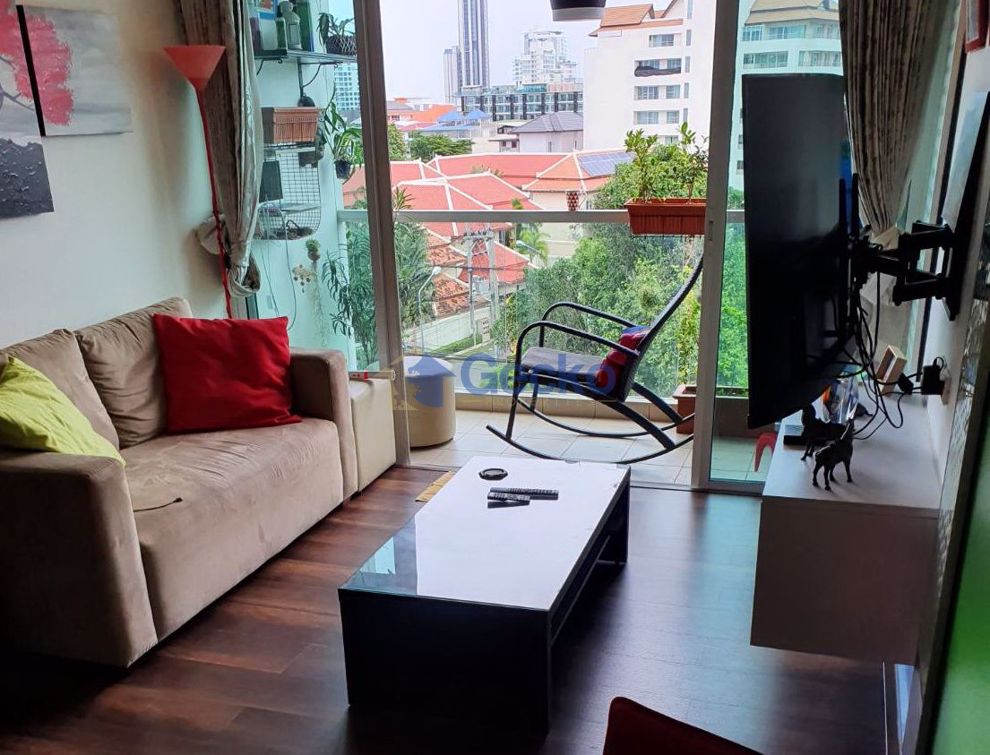 1 Bedroom Condo in Art on the Hill Pratumnak C009079 (Photo 2)