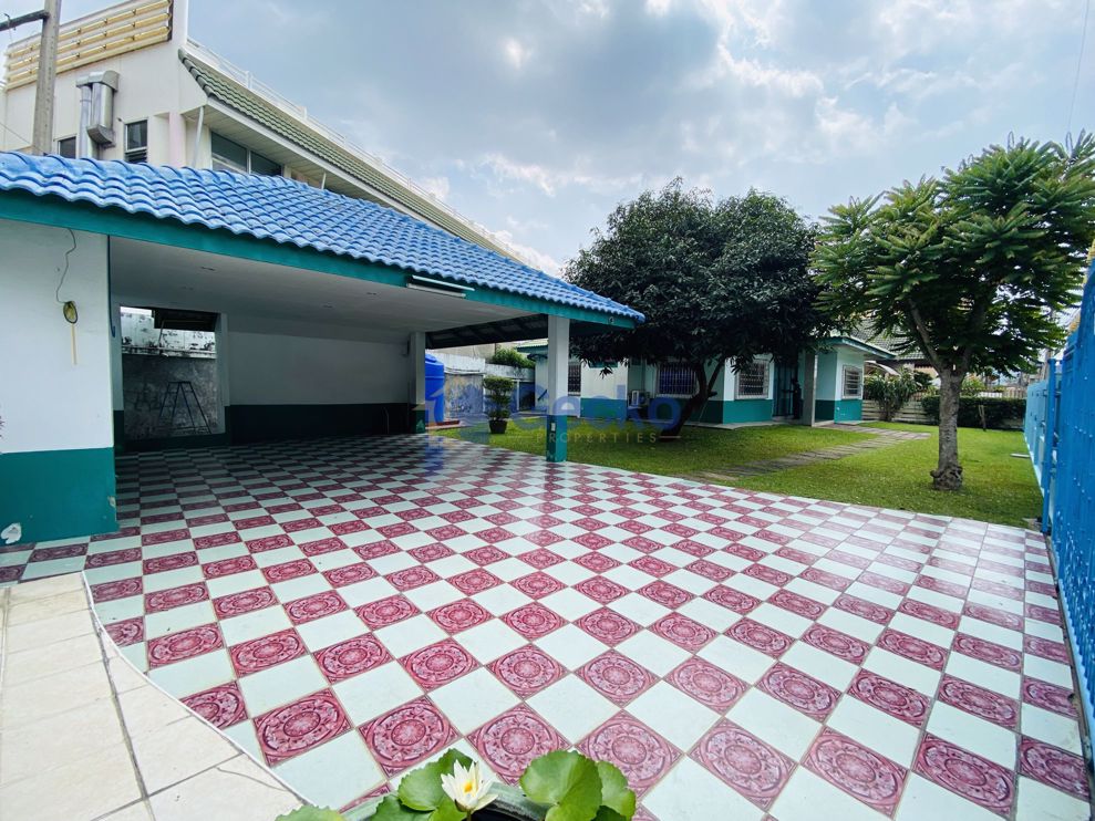 3 ห้องนอน บ้าน  พัทยาตะวันออก H009081 (Photo 1)