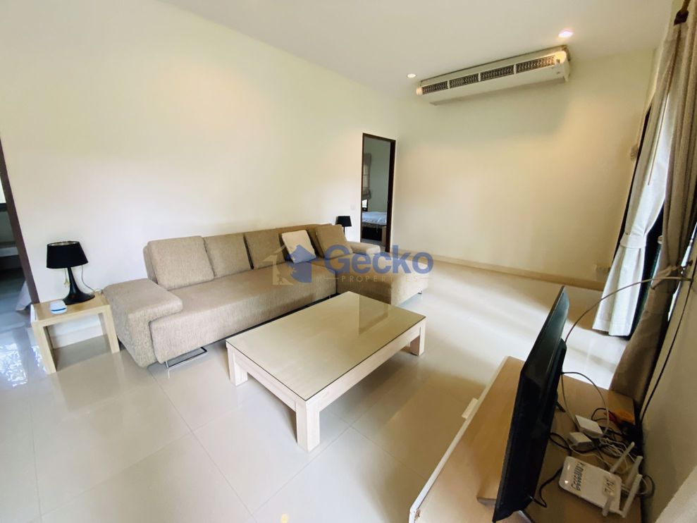 3 Bedrooms House เข้า Sefton Park  East Pattaya H009103 (Photo 3)