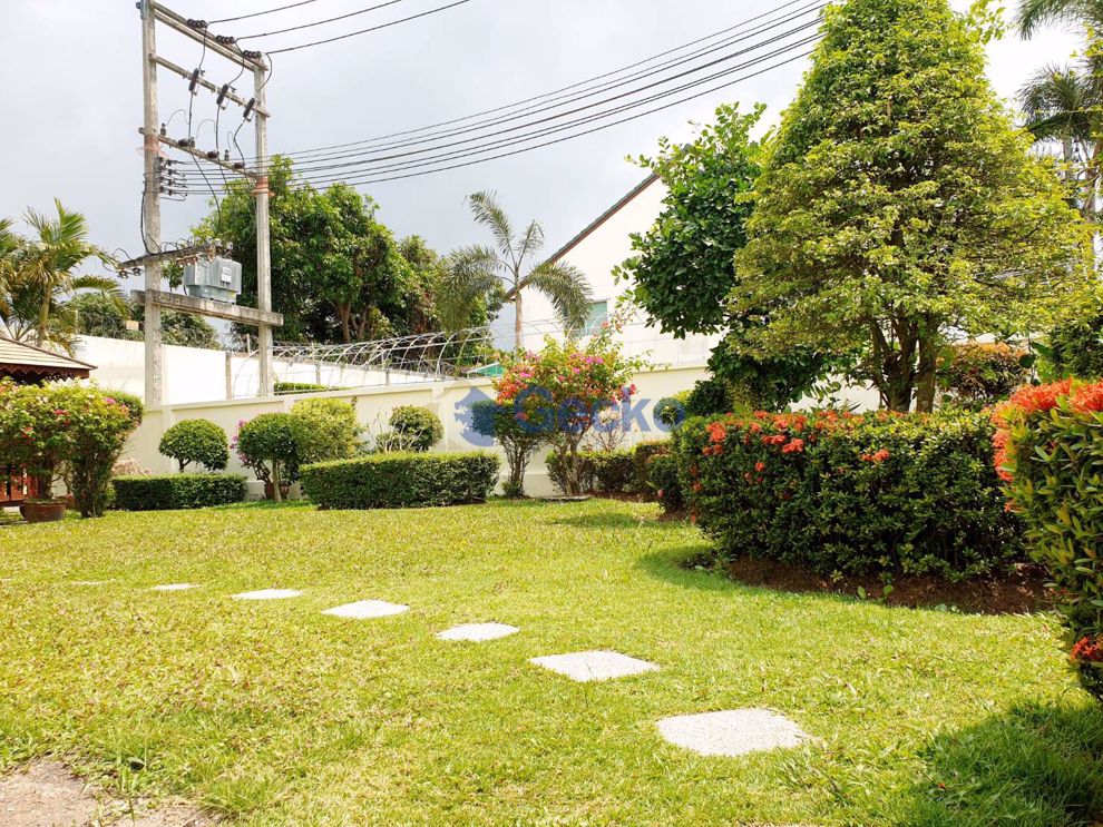 3 Bedrooms House in Green Field Villa 3  East Pattaya H009112 (Photo 2)
