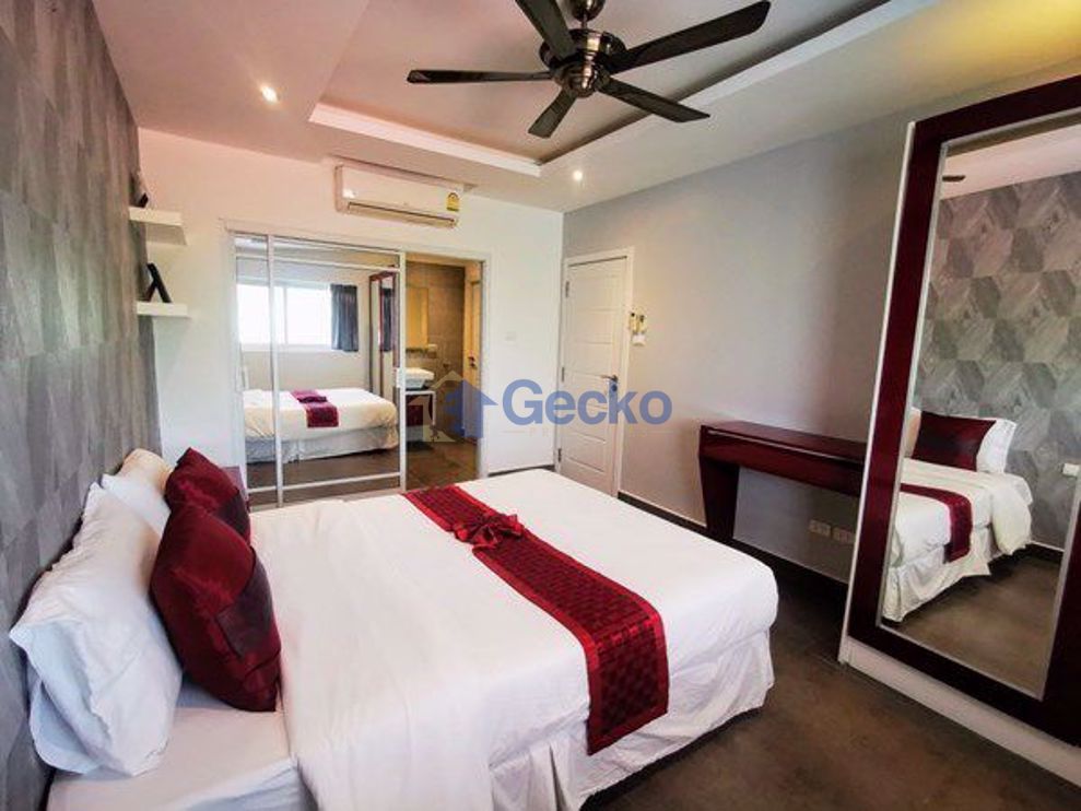 1  Bedroom bed in Condo in Tudor Court in Pratumnak C009123 (Photo 1)