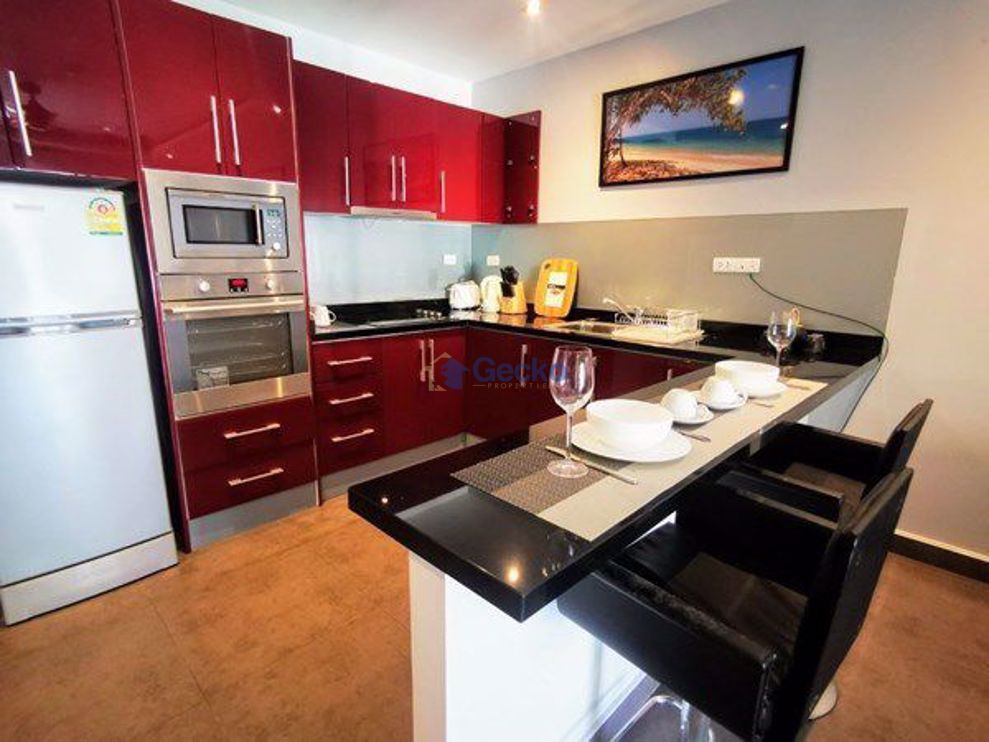 1  Bedroom bed in Condo in Tudor Court in Pratumnak C009123 (Photo 3)