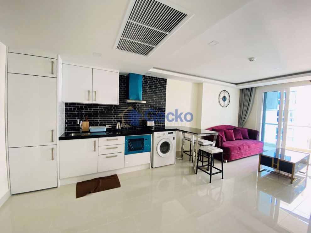1 Bedroom Condo in Grand Avenue Central Pattaya C009140 (Photo 3)